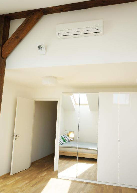 Suite Prague Apartment -Duplex, Up To 4People المظهر الخارجي الصورة